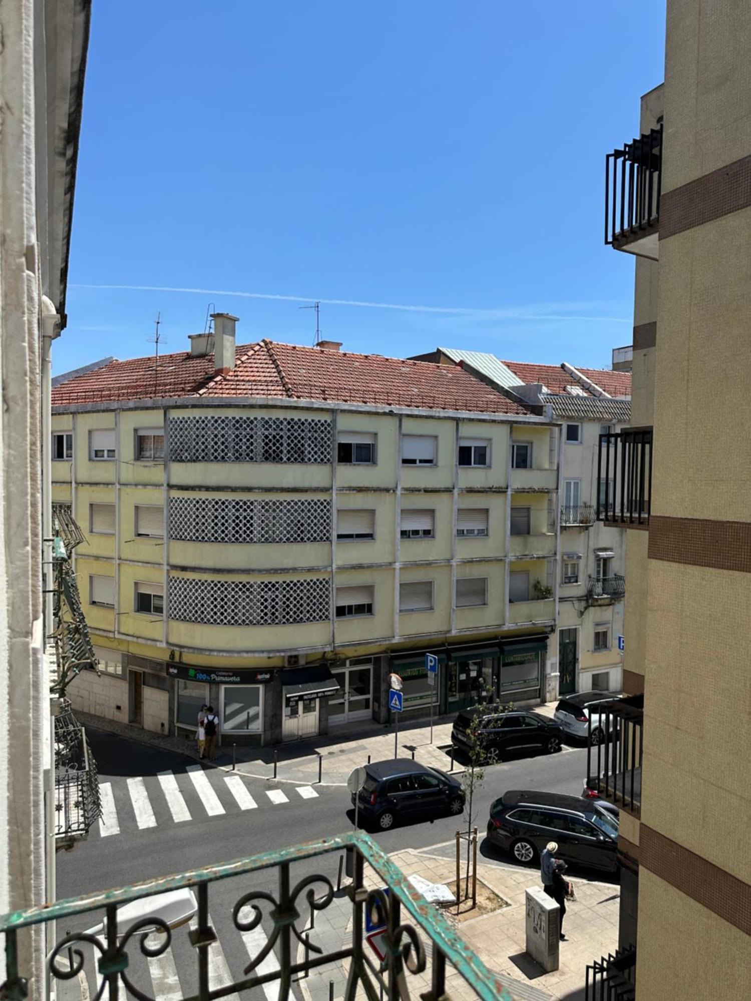 Garden Campo De Ourique Guest House - Hostel Lisboa Eksteriør billede