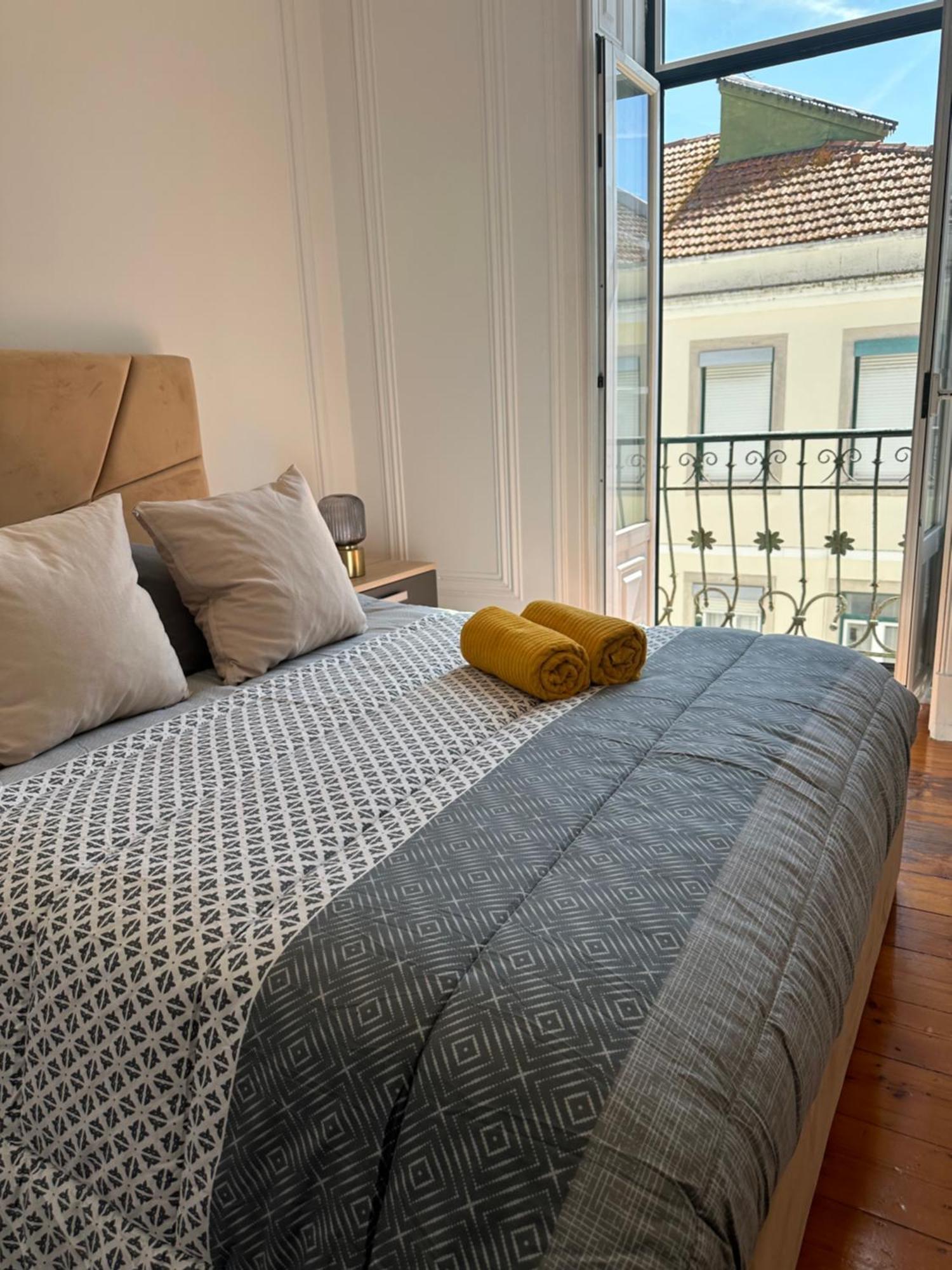 Garden Campo De Ourique Guest House - Hostel Lisboa Eksteriør billede