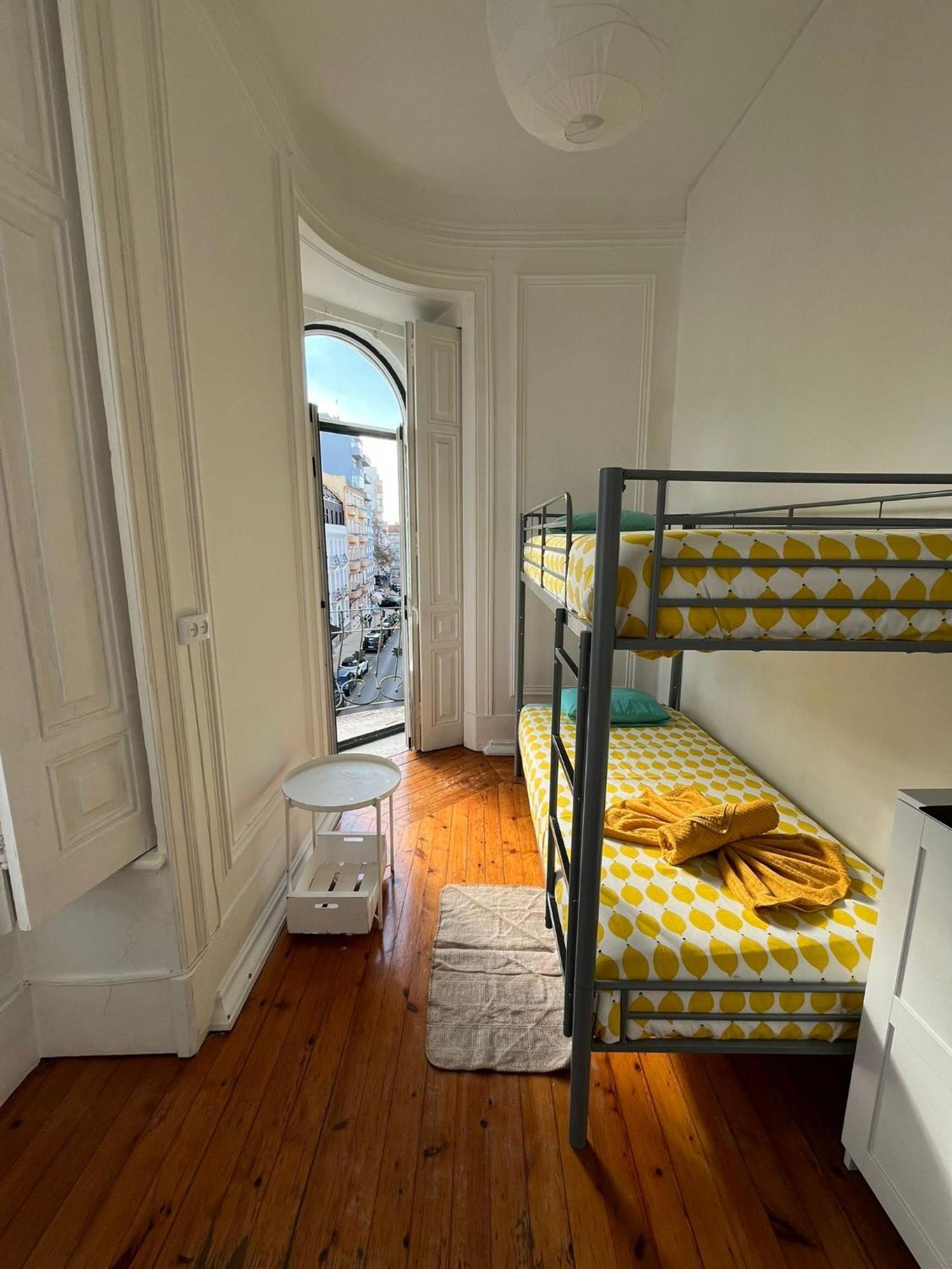 Garden Campo De Ourique Guest House - Hostel Lisboa Eksteriør billede